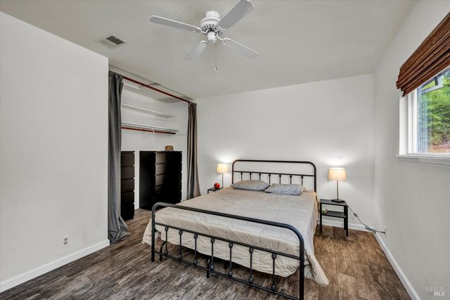 18528 N Shore Dr, Hidden Valley Lake, CA 95467