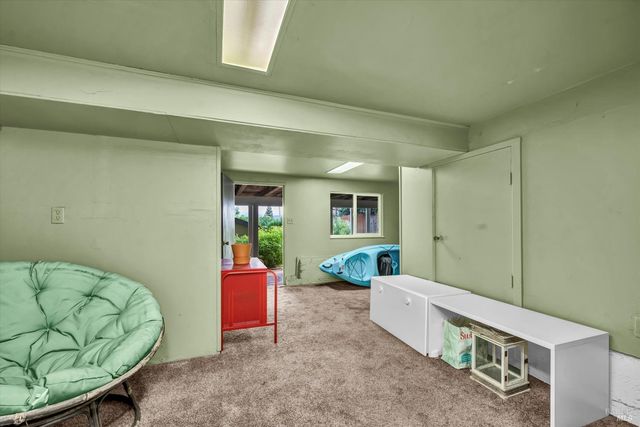 18528 N Shore Dr, Hidden Valley Lake, CA 95467