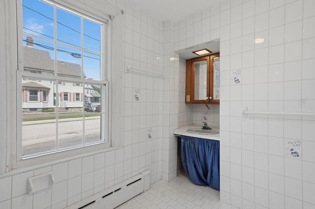 605 Main Street, Woburn, MA 01801