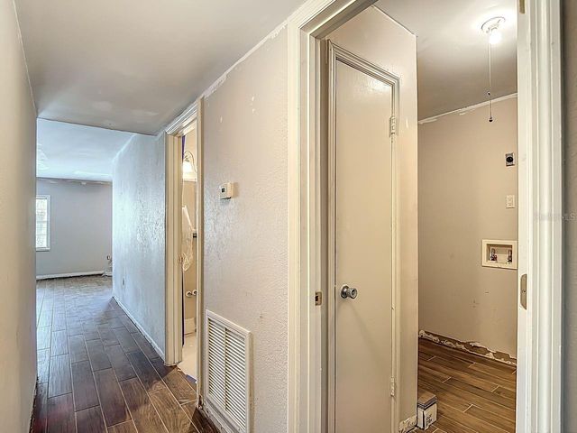 4325 AEGEAN DRIVE 204B, Tampa, FL 33611