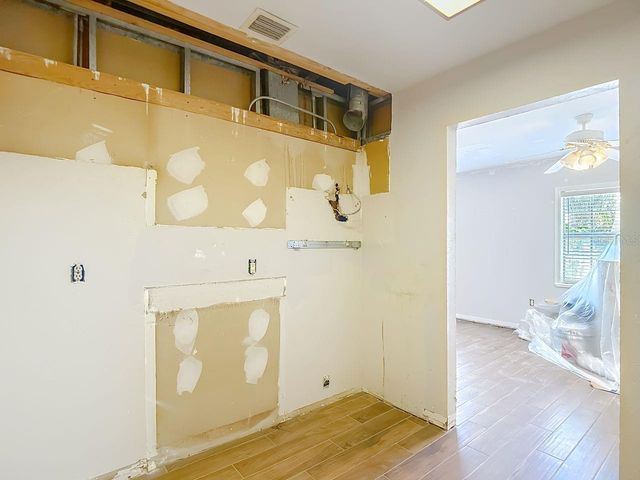 4325 AEGEAN DRIVE 204B, Tampa, FL 33611