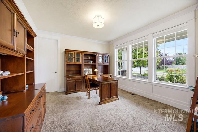 2603 N Hearthglow Ave, Eagle, ID 83616