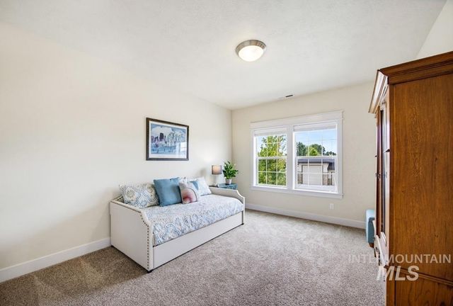 2603 N Hearthglow Ave, Eagle, ID 83616