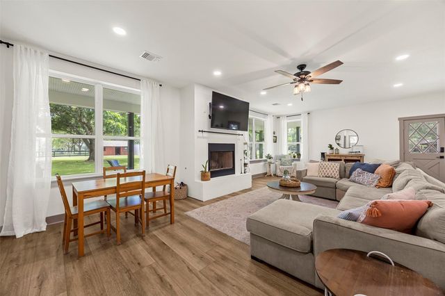 3320 Lottie Lane, Rosenberg, TX 77471