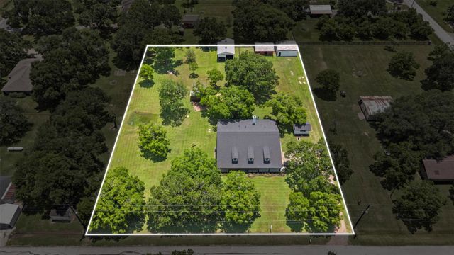 3320 Lottie Lane, Rosenberg, TX 77471
