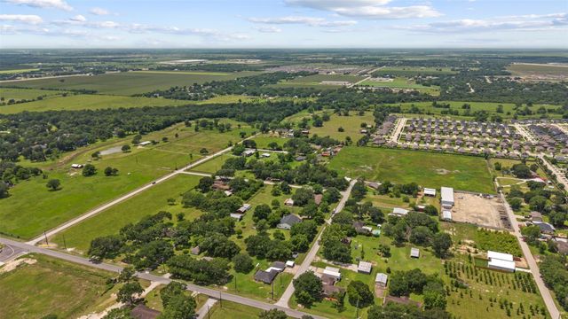 3320 Lottie Lane, Rosenberg, TX 77471