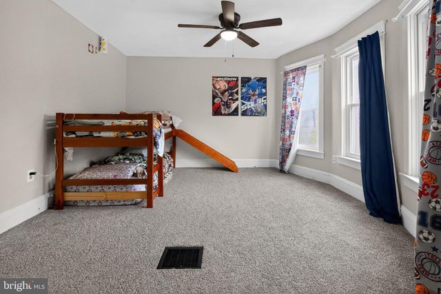 62 E 2ND AVE, Parkesburg, PA 19365