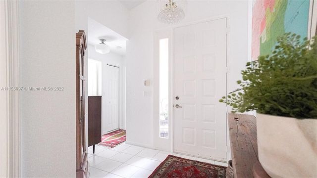 5449 Grande Palm Circle, Delray Beach, FL 33484