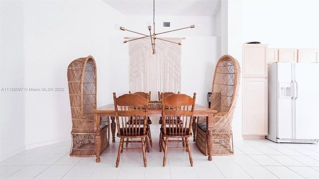 5449 Grande Palm Circle, Delray Beach, FL 33484