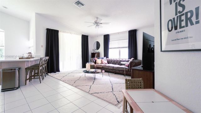 5449 Grande Palm Circle, Delray Beach, FL 33484