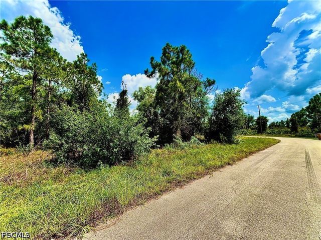 351 Mangonia AVE, Lehigh Acres, FL 33974