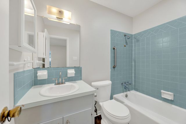 205 Collins Drive, Terrell, TX 75160