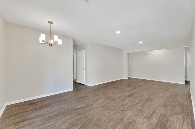 205 Collins Drive, Terrell, TX 75160