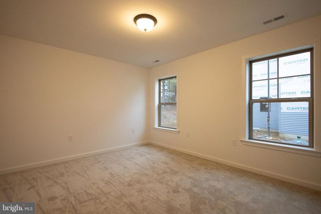 63 HASKELL DR, Martinsburg, WV 25404