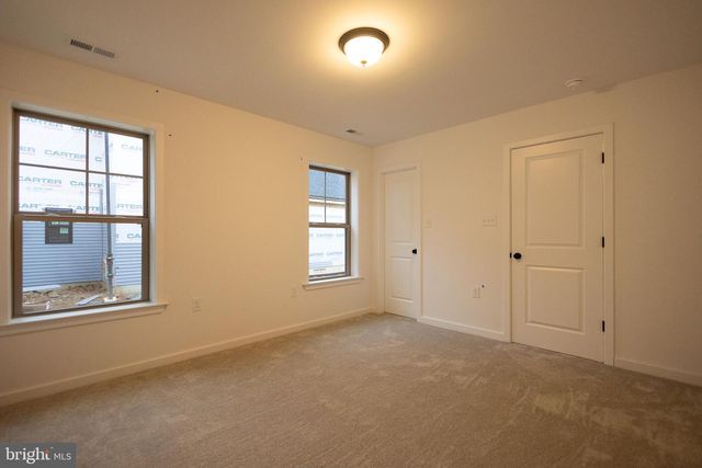 63 HASKELL DR, Martinsburg, WV 25404