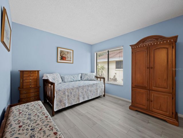 4133 CARRIAGE DRIVE 18, Sarasota, FL 34241