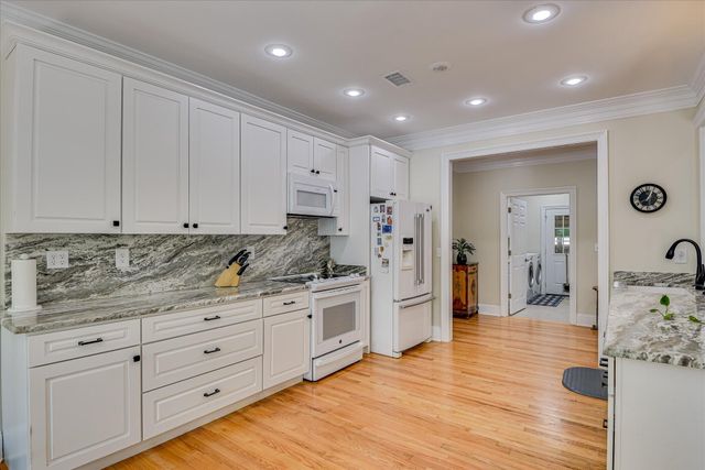 204 Chickadee Court, Mccormick, SC 29835