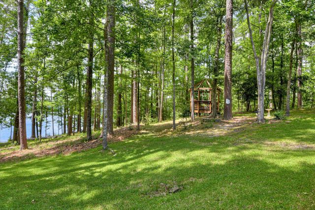 204 Chickadee Court, Mccormick, SC 29835