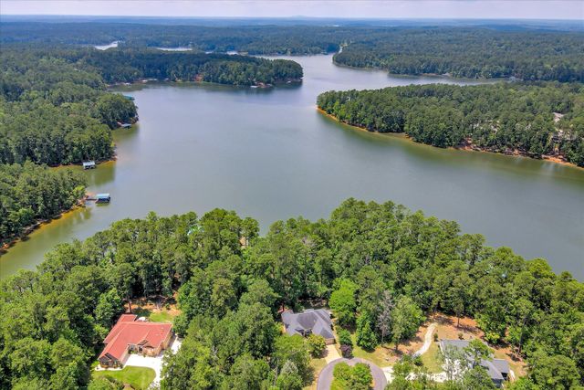 204 Chickadee Court, Mccormick, SC 29835