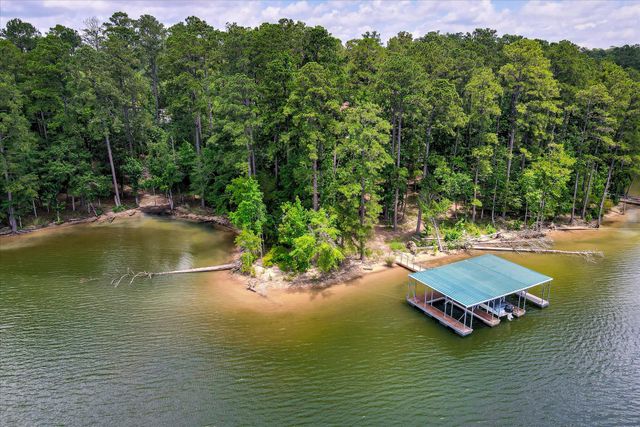 204 Chickadee Court, Mccormick, SC 29835