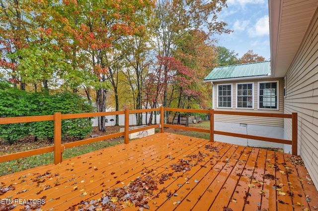 178 Ridgewood Drive, Crossville, TN 38555