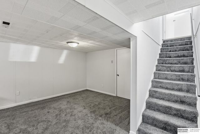 1331 Washington Street, Omaha, NE 68107