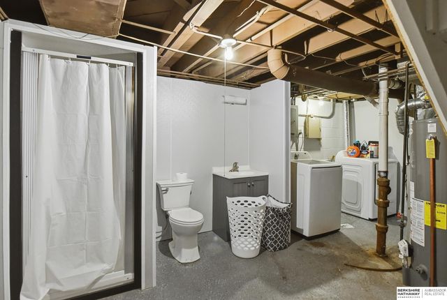 1331 Washington Street, Omaha, NE 68107