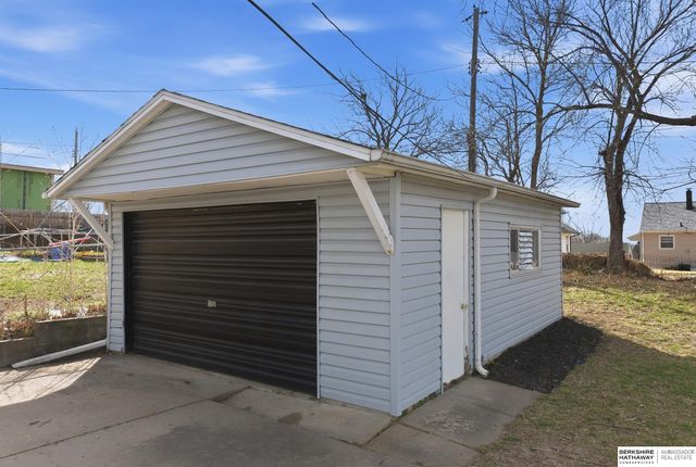 1331 Washington Street, Omaha, NE 68107