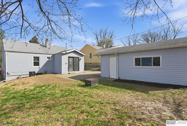 1331 Washington Street, Omaha, NE 68107