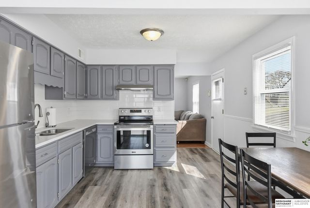 1331 Washington Street, Omaha, NE 68107