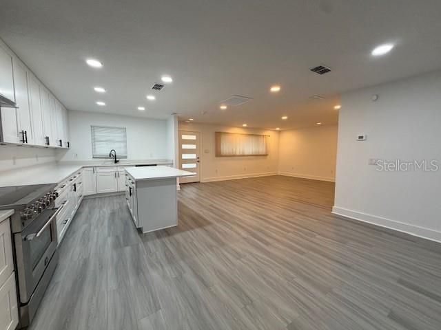 1914 CHAMBERLIN STREET, Orlando, FL 32806