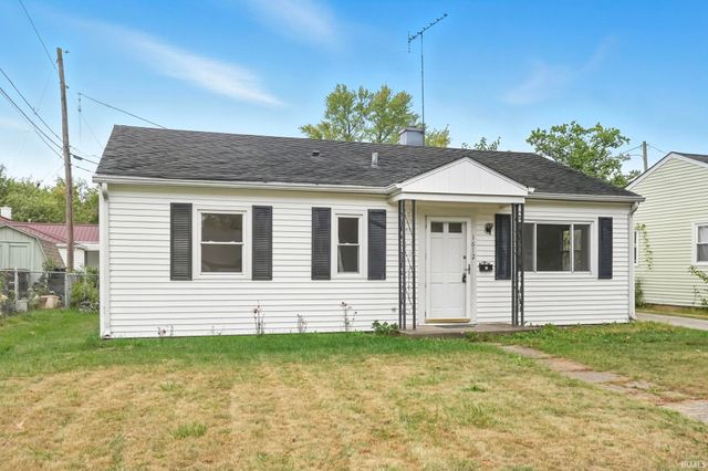 1612 Elmrow Drive, Fort Wayne, IN 46806