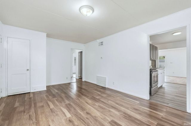 1612 Elmrow Drive, Fort Wayne, IN 46806