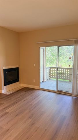 103 103 Tuscany Court, Hercules, CA 94547