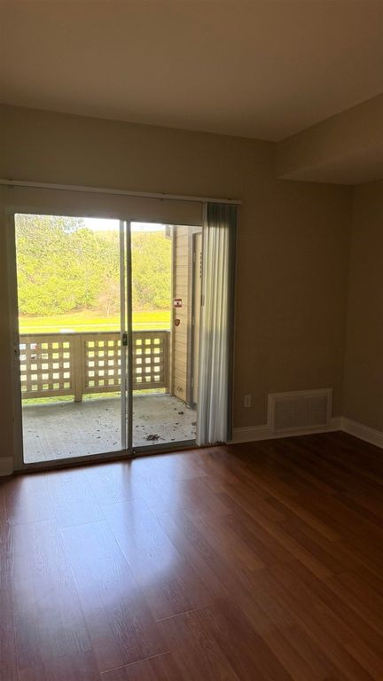 Image 21 of property listing at 103 103 Tuscany Court, Hercules, CA 94547