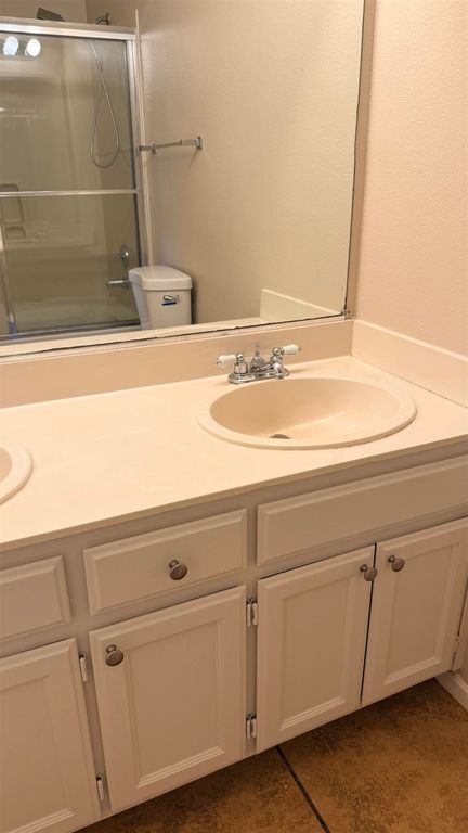 Image 27 of property listing at 103 103 Tuscany Court, Hercules, CA 94547