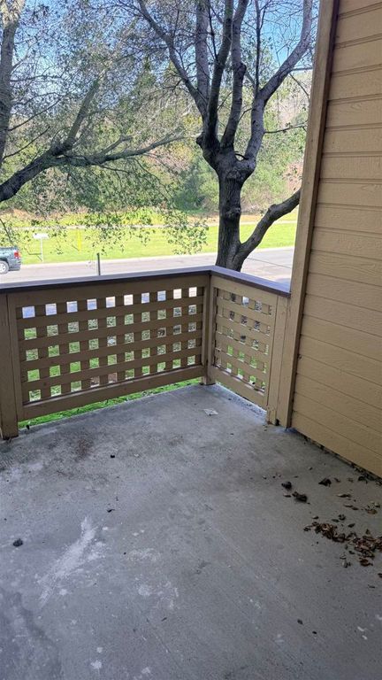 Image 38 of property listing at 103 103 Tuscany Court, Hercules, CA 94547