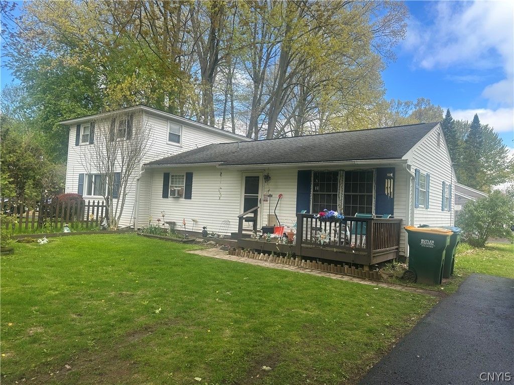 600 Palmer Drive, Clay, NY 13212