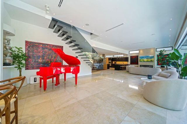 5419 John Dreaper Drive, Houston, TX 77056