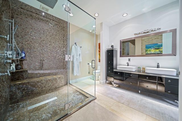 5419 John Dreaper Drive, Houston, TX 77056