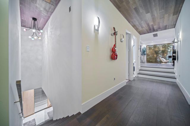 5419 John Dreaper Drive, Houston, TX 77056