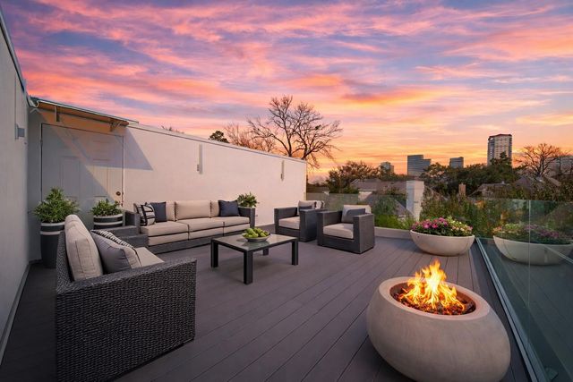 5419 John Dreaper Drive, Houston, TX 77056