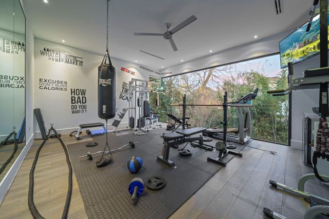 5419 John Dreaper Drive, Houston, TX 77056