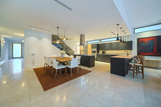 5419 John Dreaper Drive, Houston, TX 77056