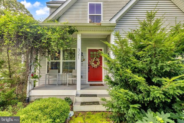321 FRONT ST, Crumpton, MD 21628