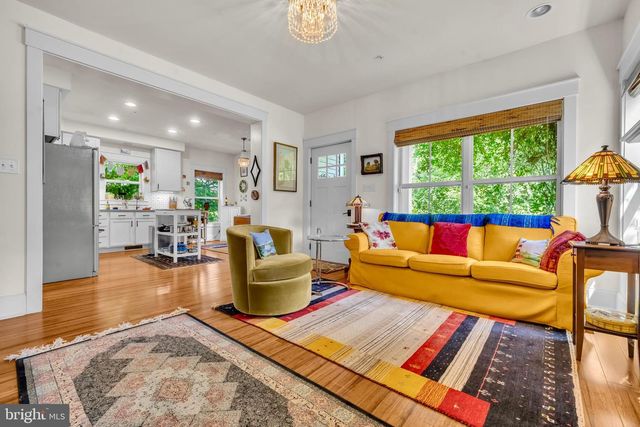 321 FRONT ST, Crumpton, MD 21628