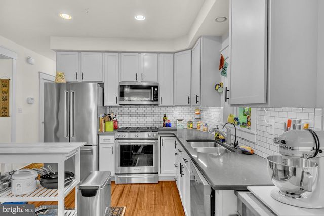 321 FRONT ST, Crumpton, MD 21628