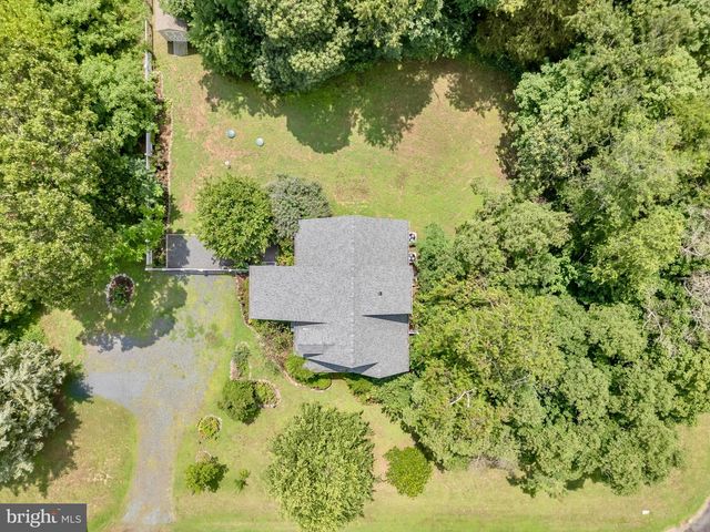 321 FRONT ST, Crumpton, MD 21628