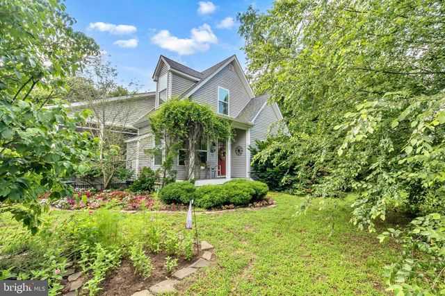 321 FRONT ST, Crumpton, MD 21628