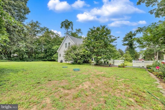 321 FRONT ST, Crumpton, MD 21628